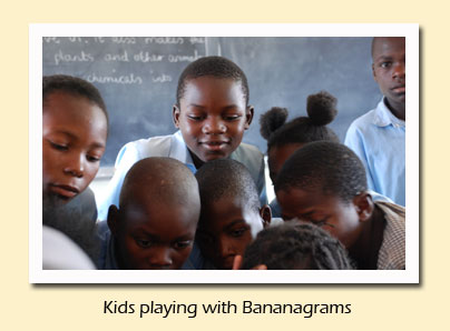 kids playing Bananagrams