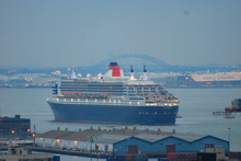 Queen Mary II docking early morning